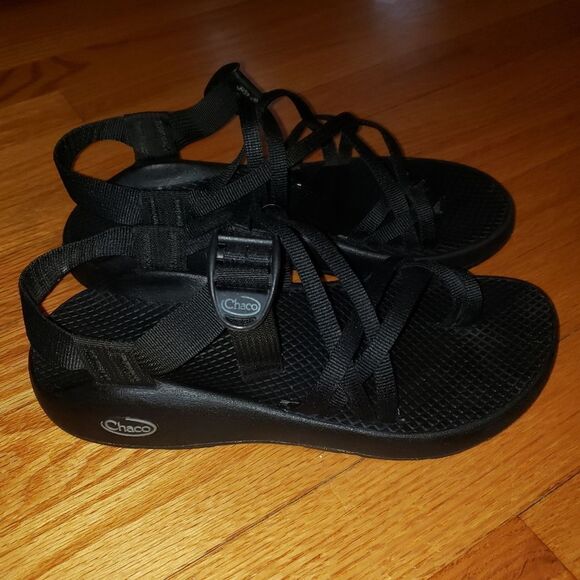 Chaco Black Strappy Sandals - Picture 1 of 7